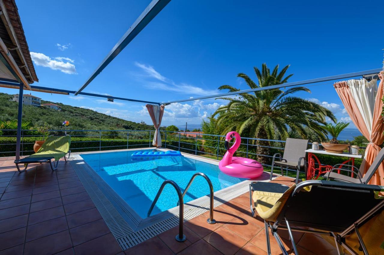 Cozy Small Smart Villa With Private Pool Mikri Mantineia Kalamata Exterior foto