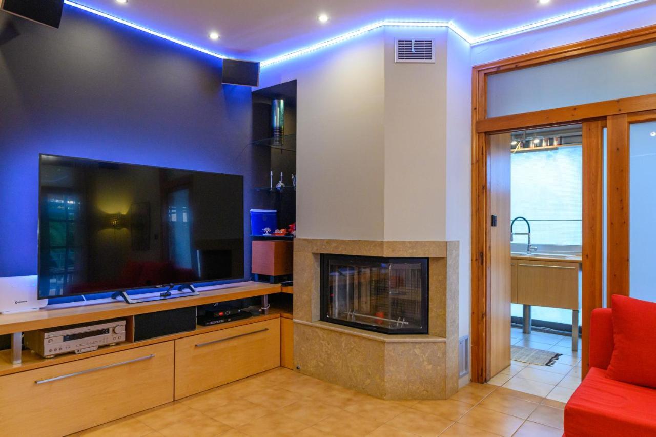 Cozy Small Smart Villa With Private Pool Mikri Mantineia Kalamata Exterior foto